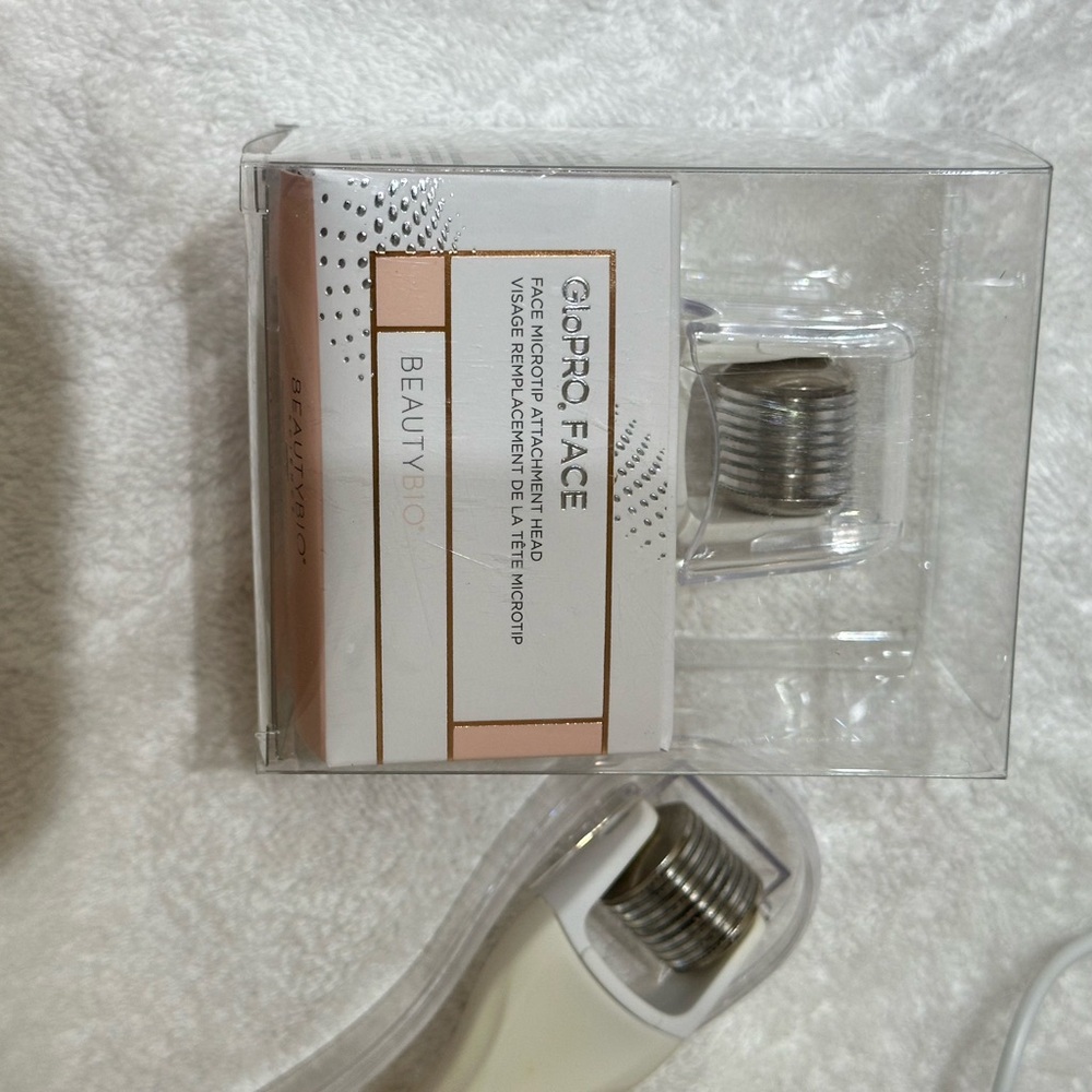 BeautyBio White Skincare Tool